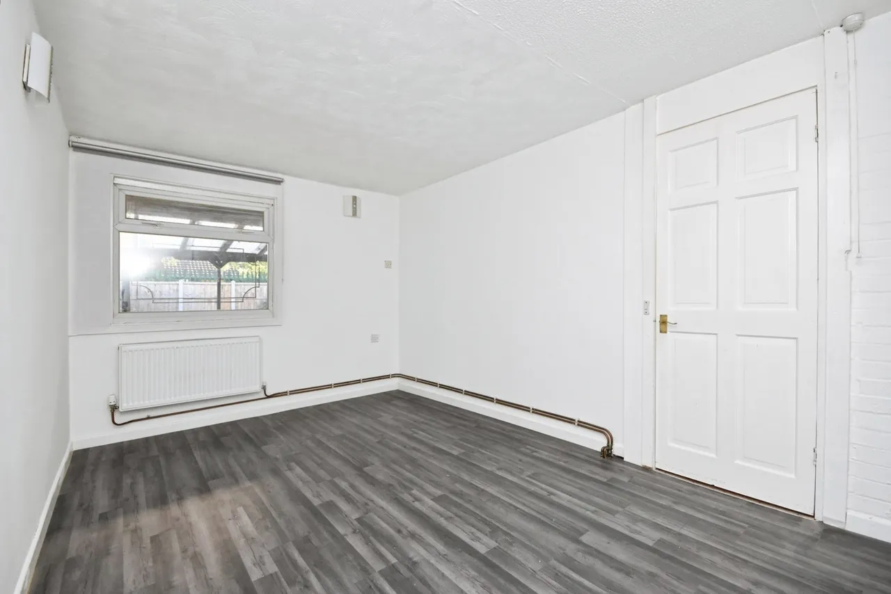 Travers Way, Basildon, Essex, SS13, photo 12
