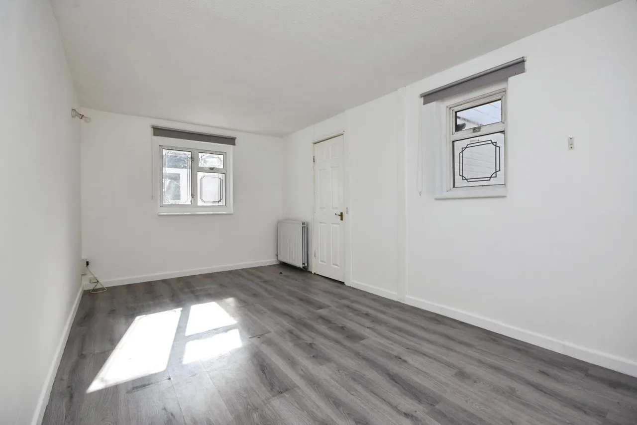 Travers Way, Basildon, Essex, SS13, photo 14