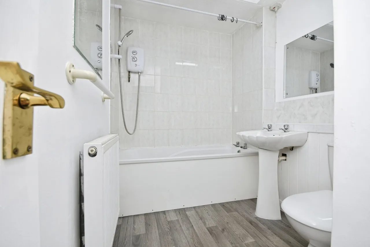 Travers Way, Basildon, Essex, SS13, photo 10