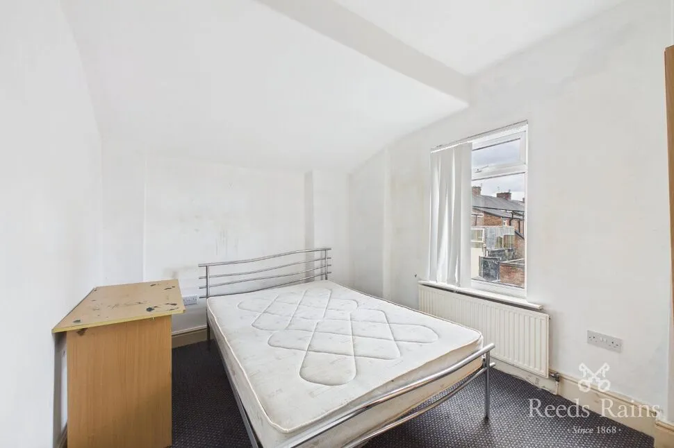 Gwendoline Street, Liverpool, Merseyside, L8, photo 8
