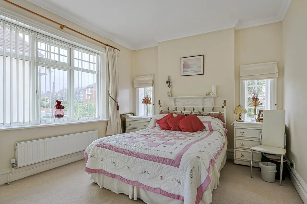 Burtley Road, Bournemouth, photo 2