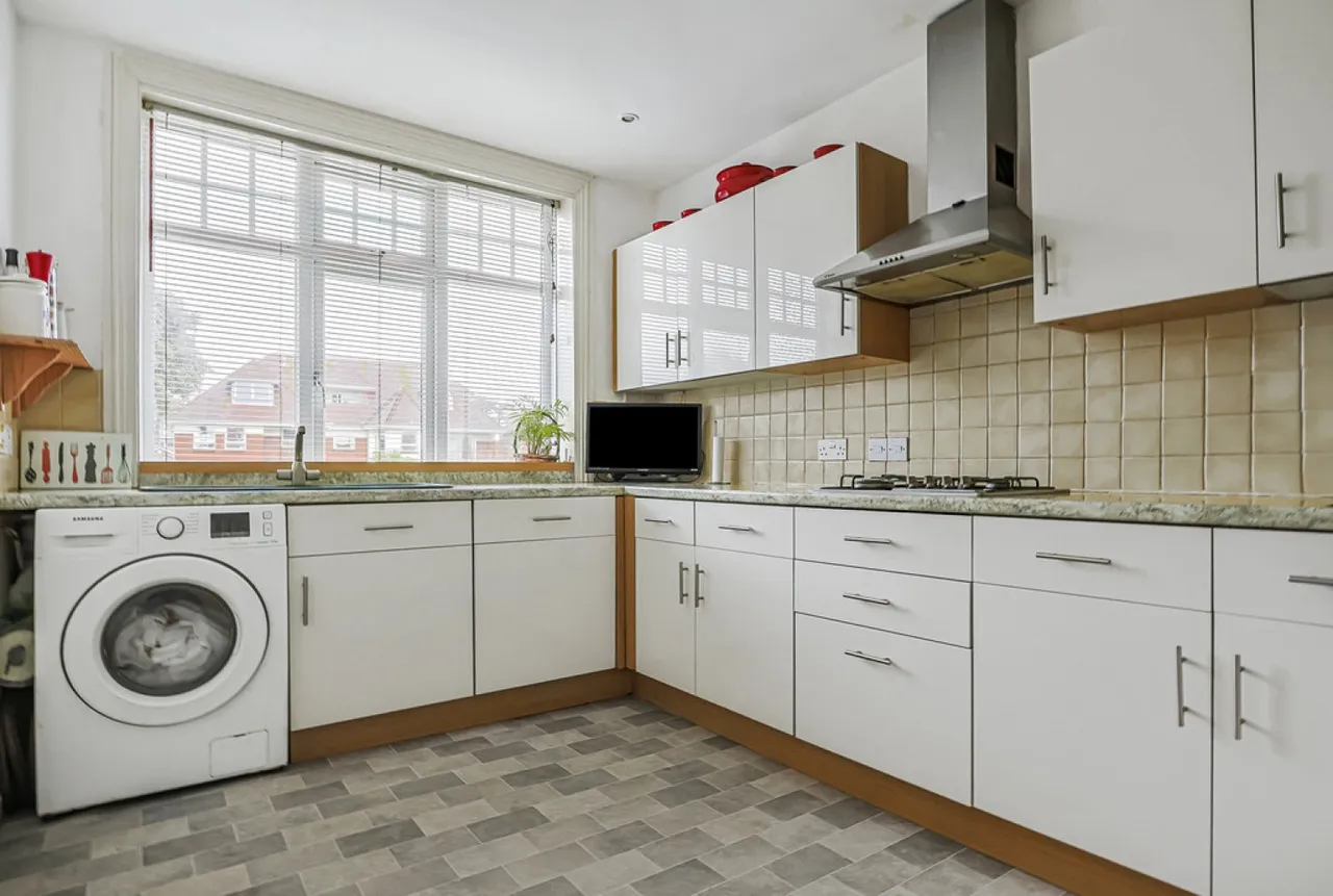 Burtley Road, Bournemouth, photo 12