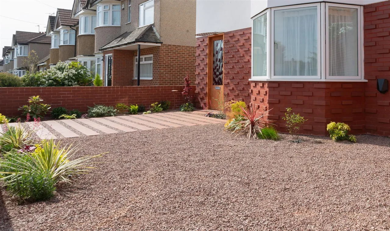 Salcombe Way, Ruislip, HA4 6BA, photo 5