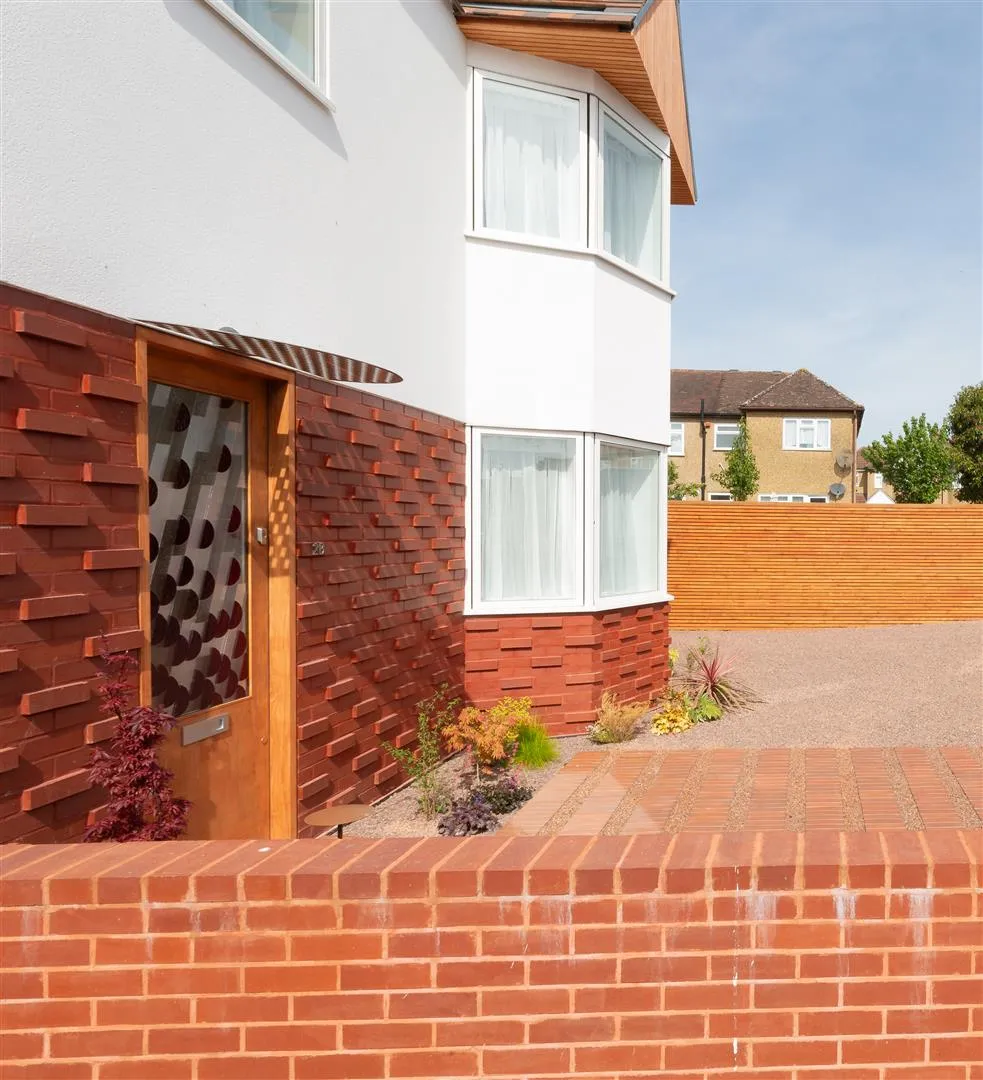 Salcombe Way, Ruislip, HA4 6BA, photo 2