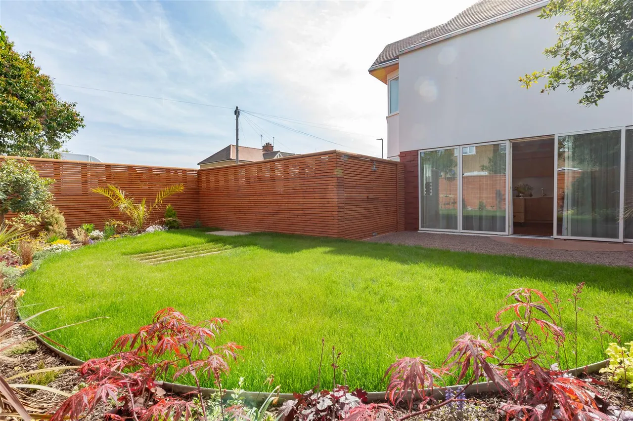 Salcombe Way, Ruislip, HA4 6BA, photo 31