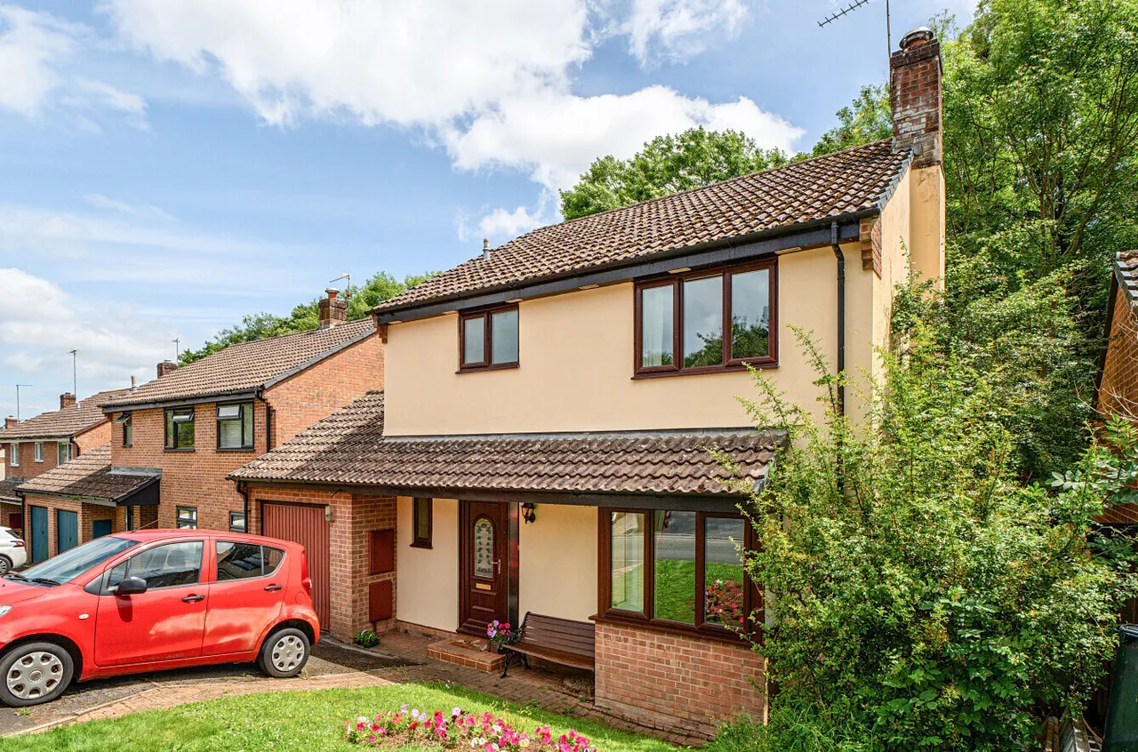 4 bed property for sale — Coniston Road, Ogwell, Newton Abbot, Devon, TQ12