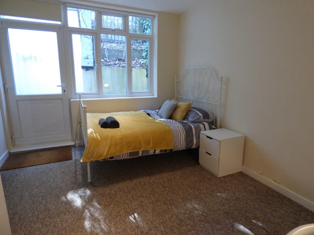 1 bed house to rent — City Road, Winchester, Hampshire