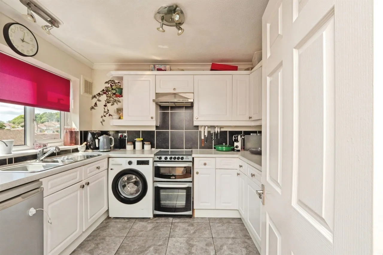 Springfield Road, Weymouth, DT3, photo 5