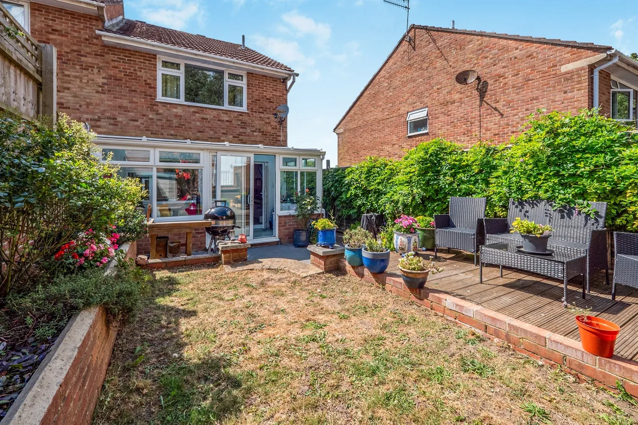 Springfield Road, Weymouth, DT3, photo 2