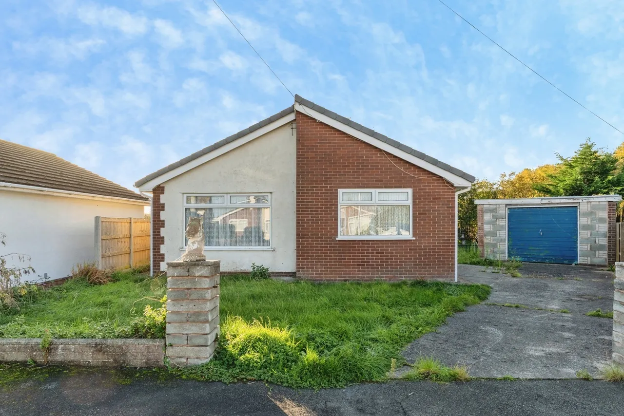 2 bed property for sale, Lon Heulog, Kinmel Bay, LL18