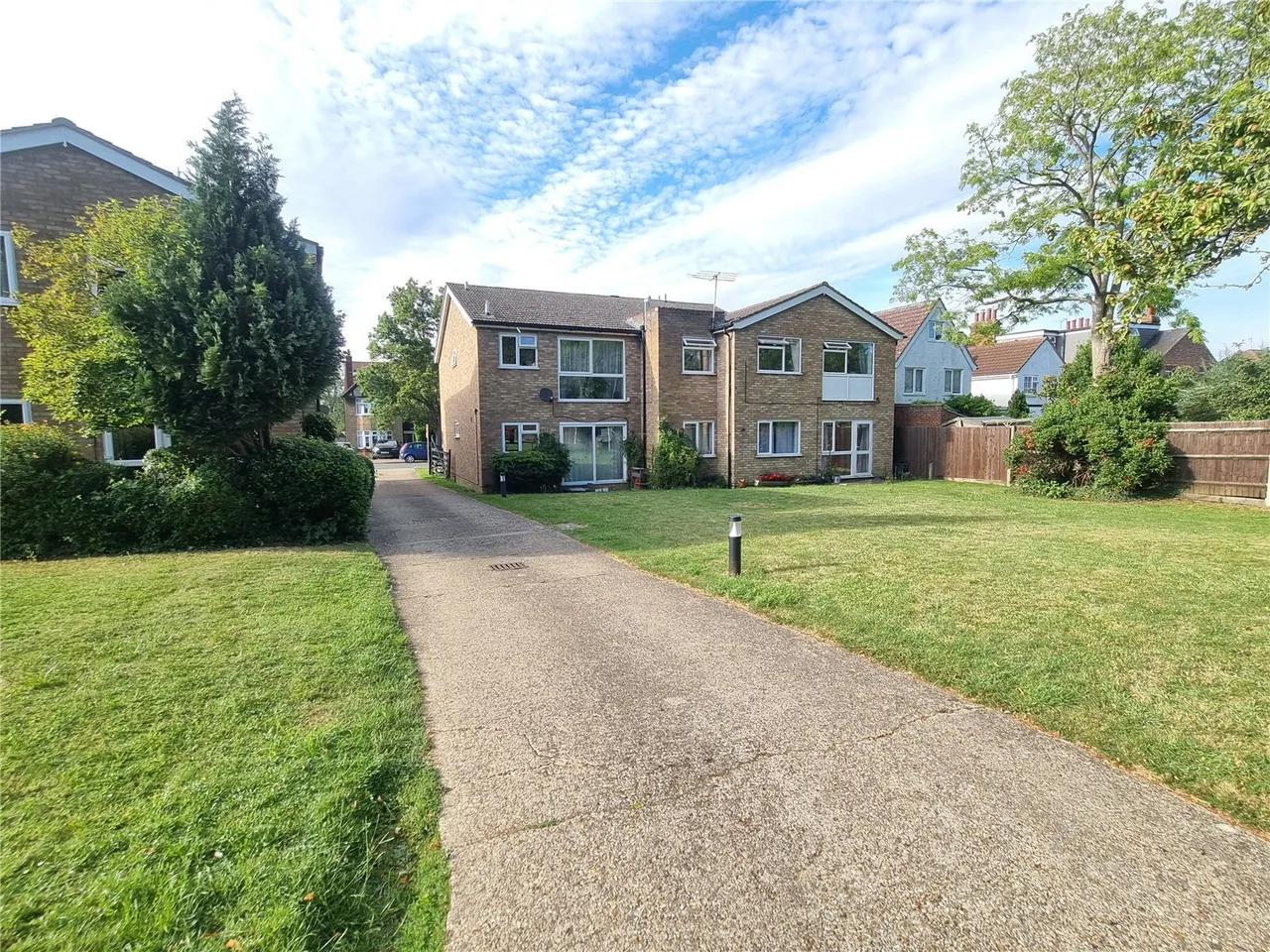 2 bed flat for sale — Lancaster Avenue, Hitchin, Hertfordshire, SG5