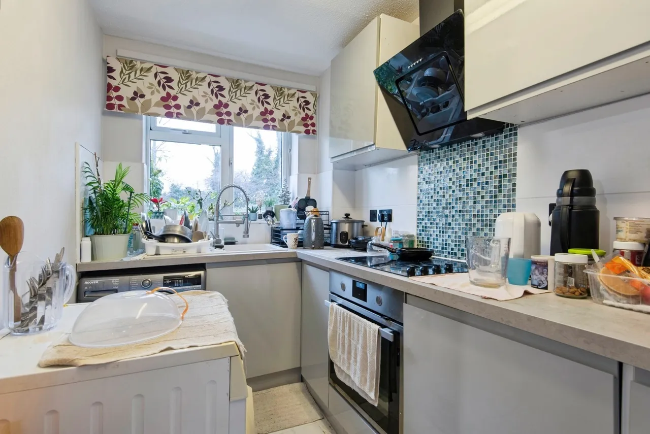 Lancaster Avenue, Hitchin, Hertfordshire, SG5, photo 5