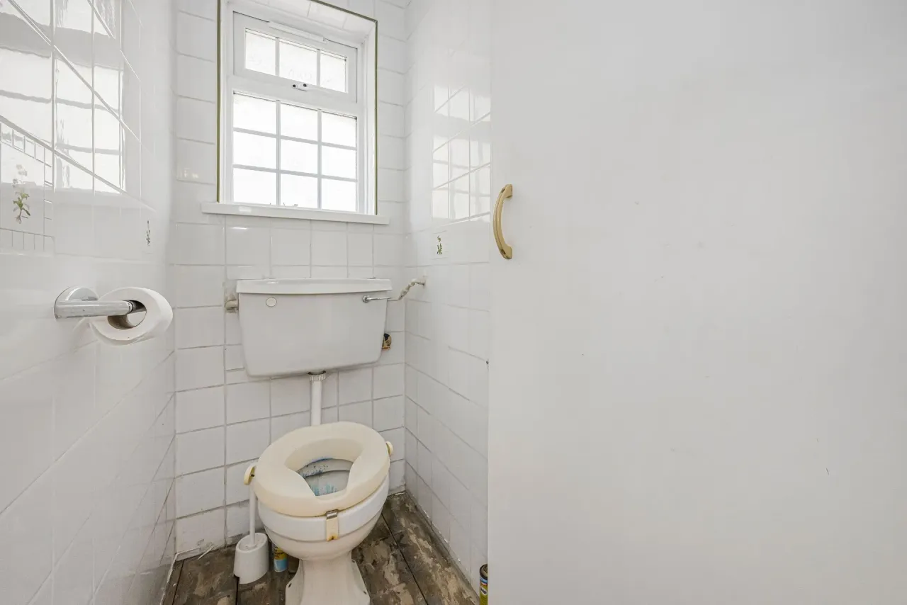 Essex Road, Leyton, E10, photo 8