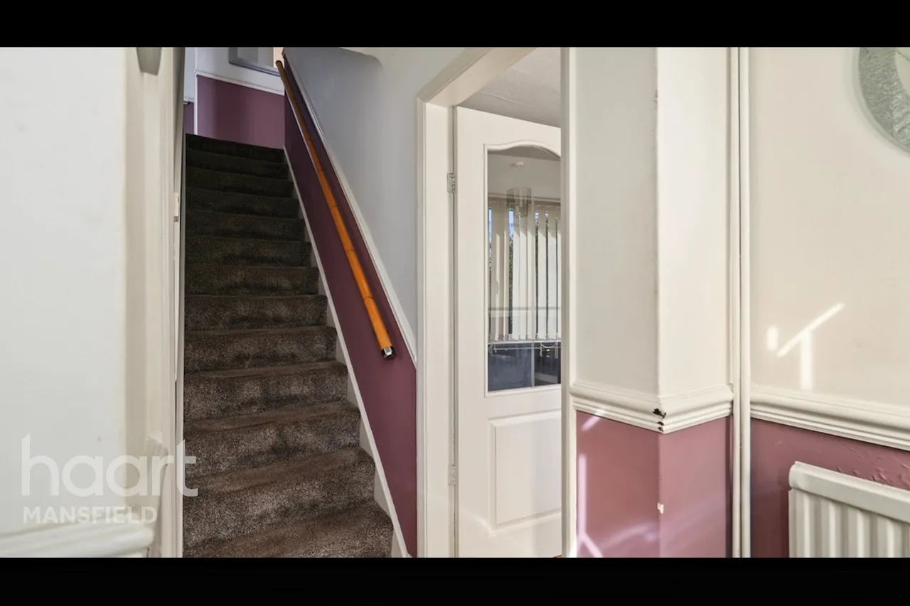 Ladybrook Lane, Mansfield, NG18, photo 3