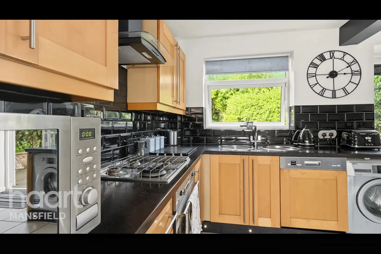 Ladybrook Lane, Mansfield, NG18, photo 7
