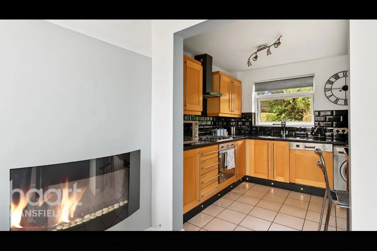 Ladybrook Lane, Mansfield, NG18, photo 6