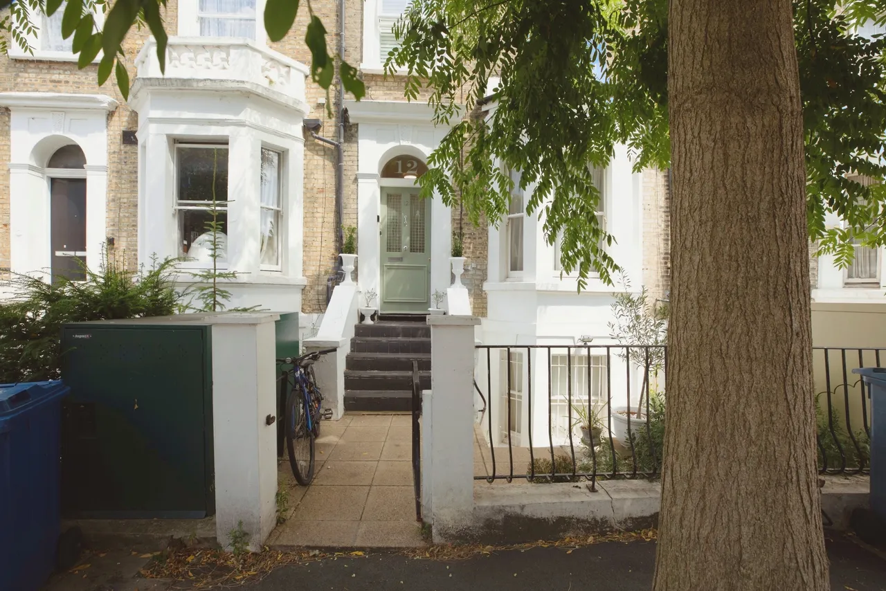 1 bed flat for sale — Wilson Road, London