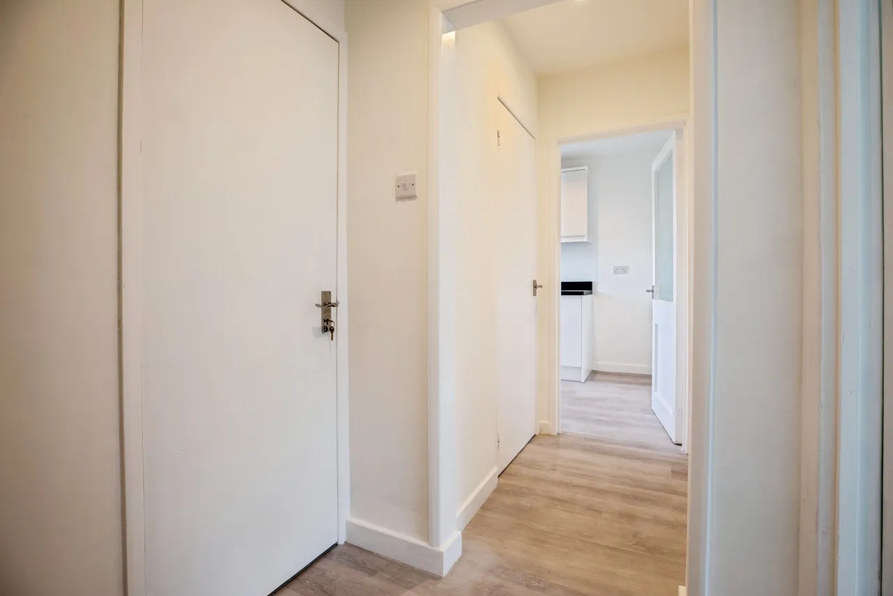 Wilson Road, London, photo 11