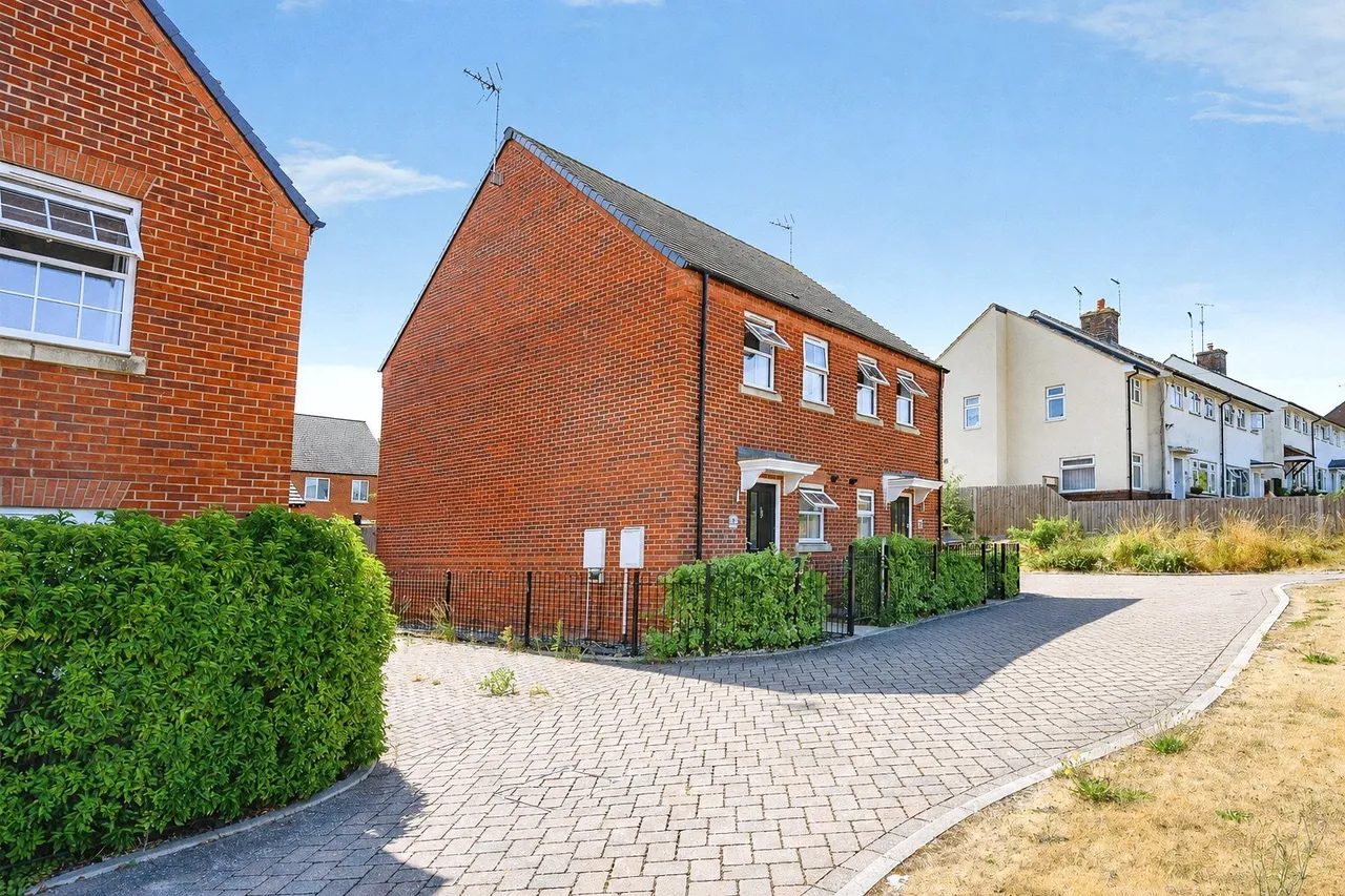 Barn View, Edlesborough, Dunstable, Buckinghamshire, LU6, photo 17