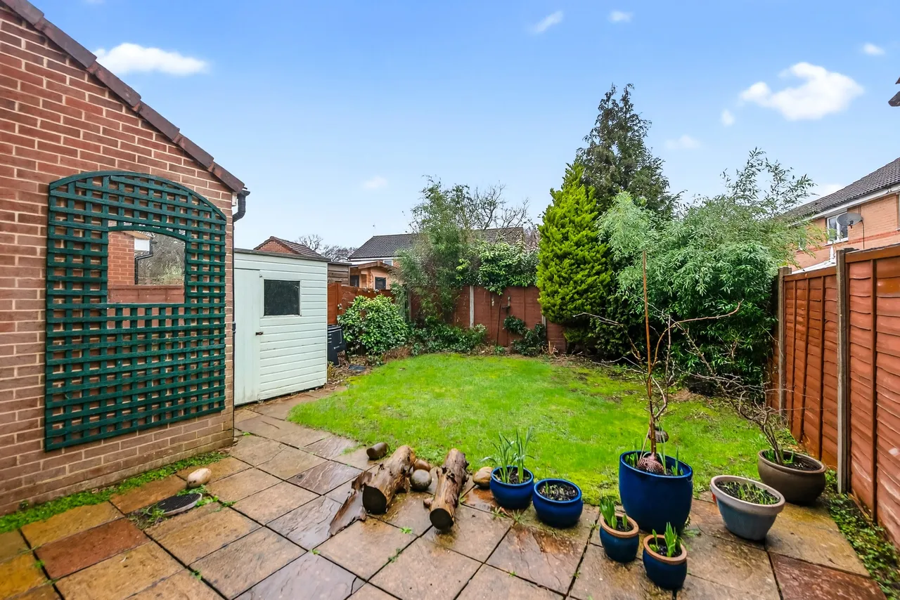 Stokes Close, Crawley, RH10, photo 13