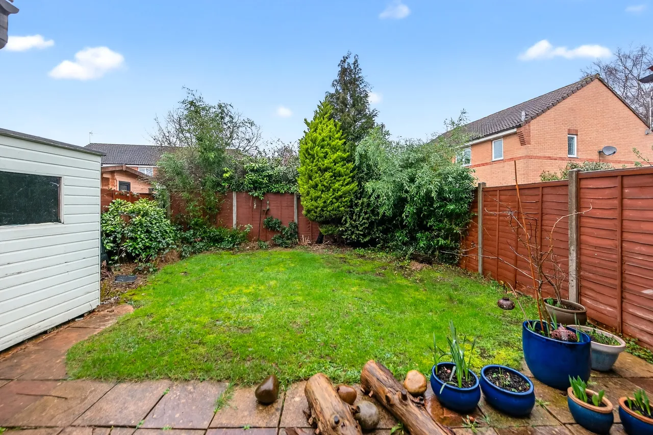 Stokes Close, Crawley, RH10, photo 12