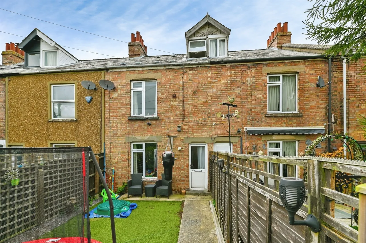 3 bed house for sale — Manor Terrace, Terrington St. Clement, KING'S LYNN