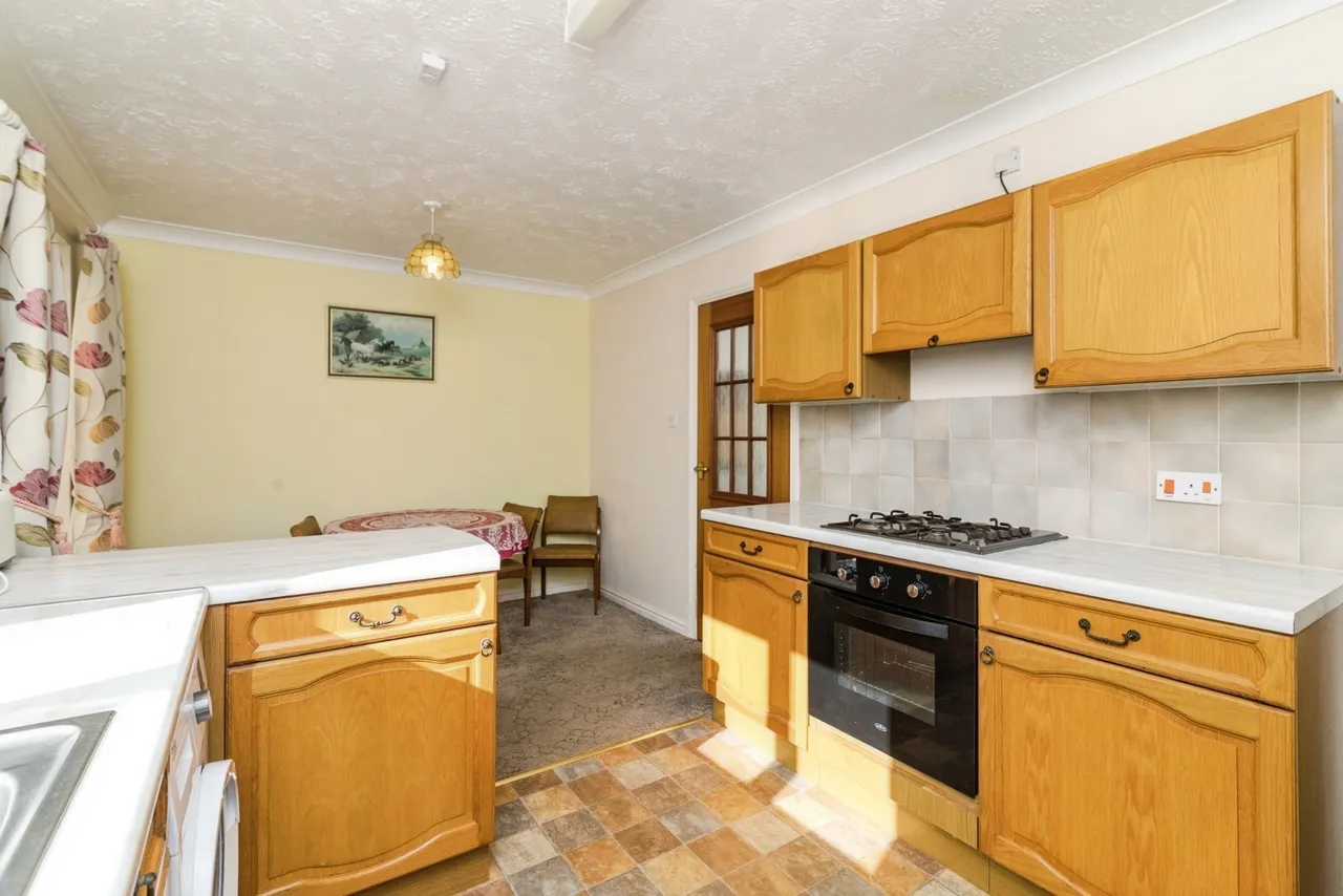 Enstone Road, Lowestoft, Suffolk, NR33, photo 6