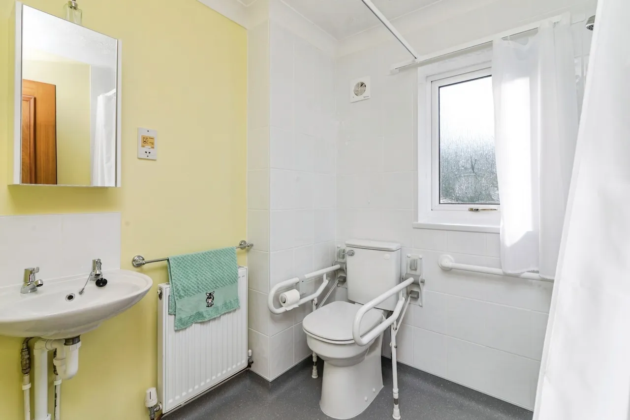 Enstone Road, Lowestoft, Suffolk, NR33, photo 17