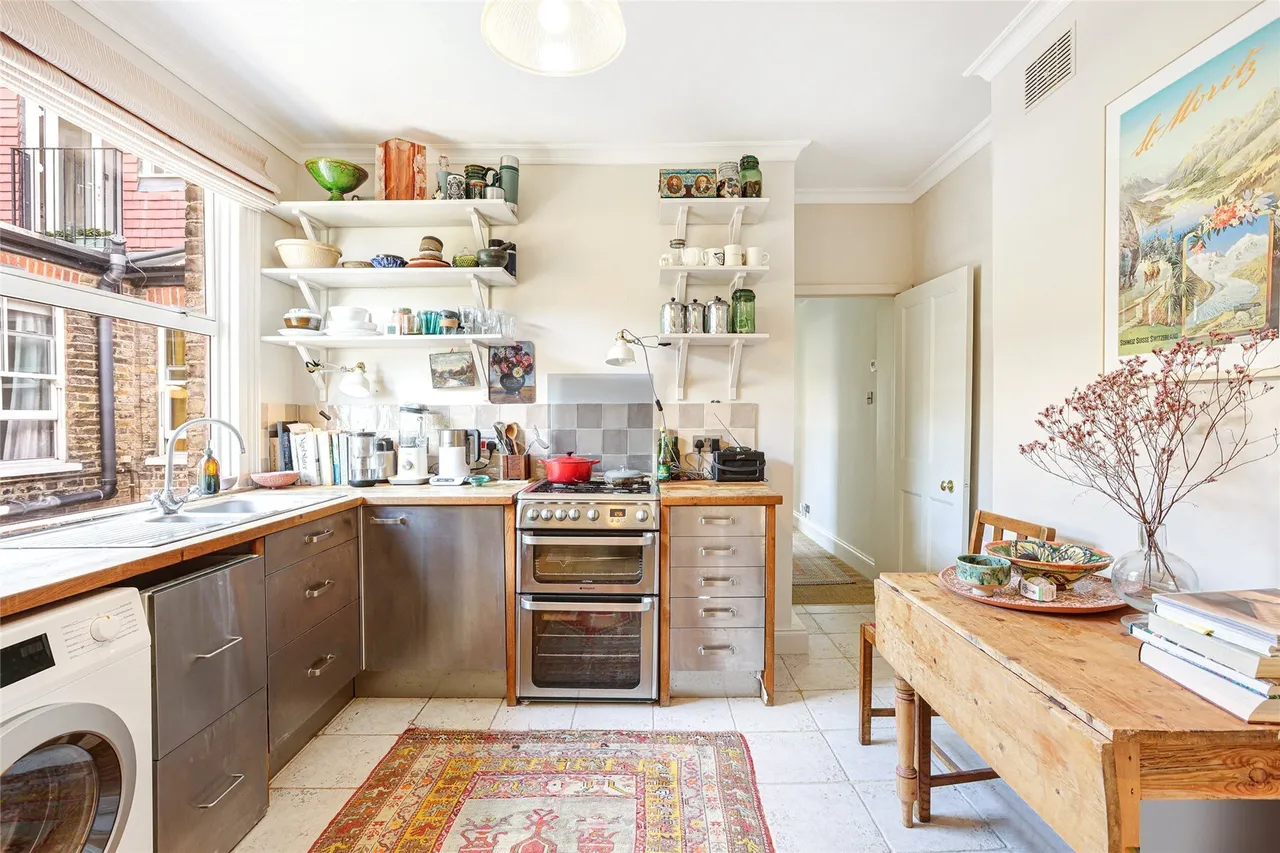 Kenley Road, St Margarets, TW1, photo 13