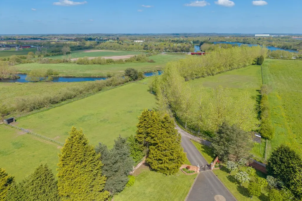 Broadfields House, Croxall, photo 46
