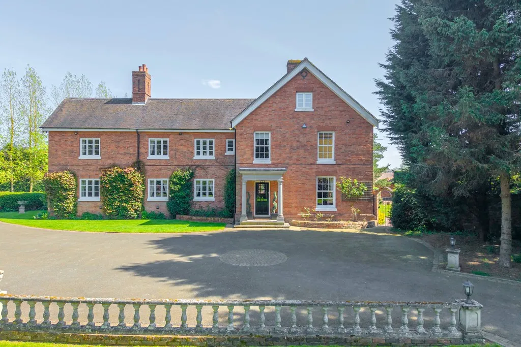 Broadfields House, Croxall, photo 38