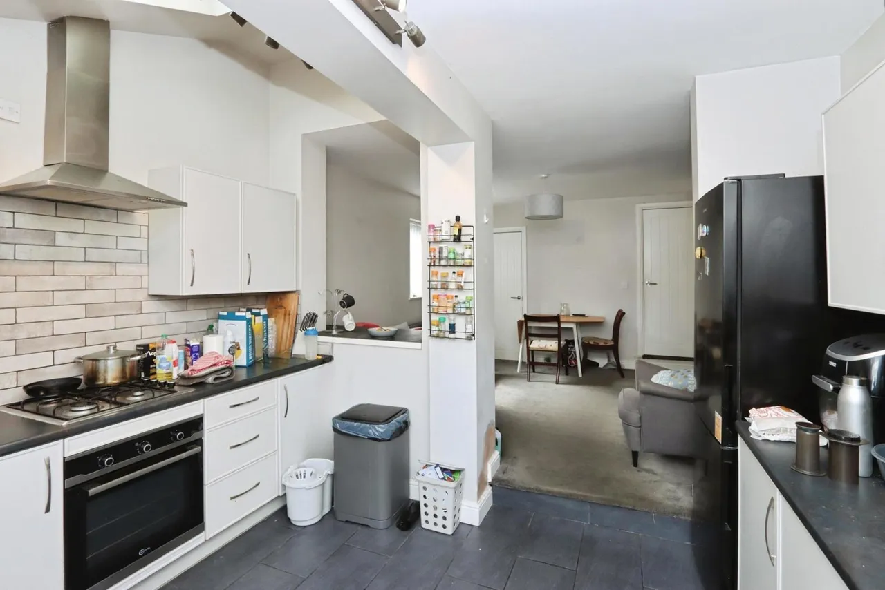 Lancing Road, Sheffield, S2, photo 6