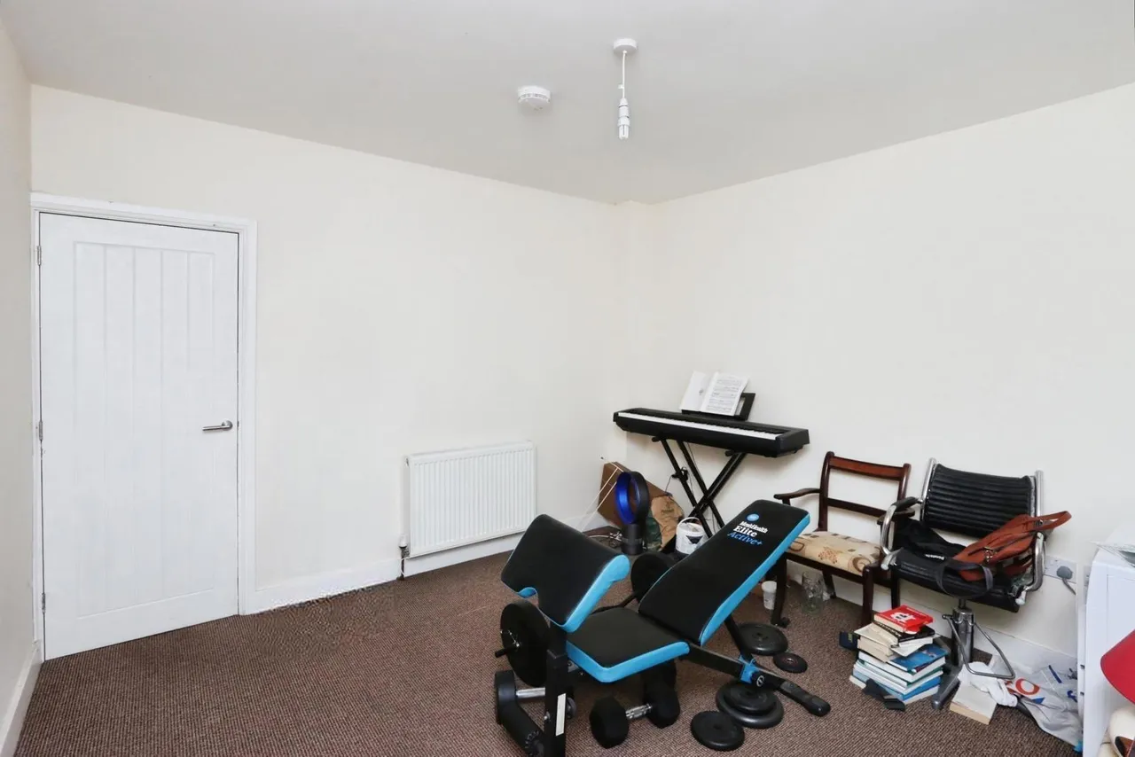 Lancing Road, Sheffield, S2, photo 4