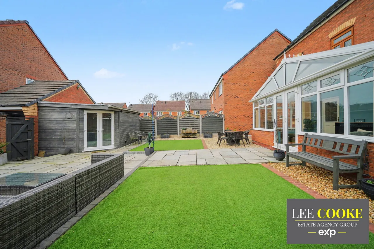 Ratcliffe Drive, Willenhall, Wolverhampton, WV13 2JU, photo 9