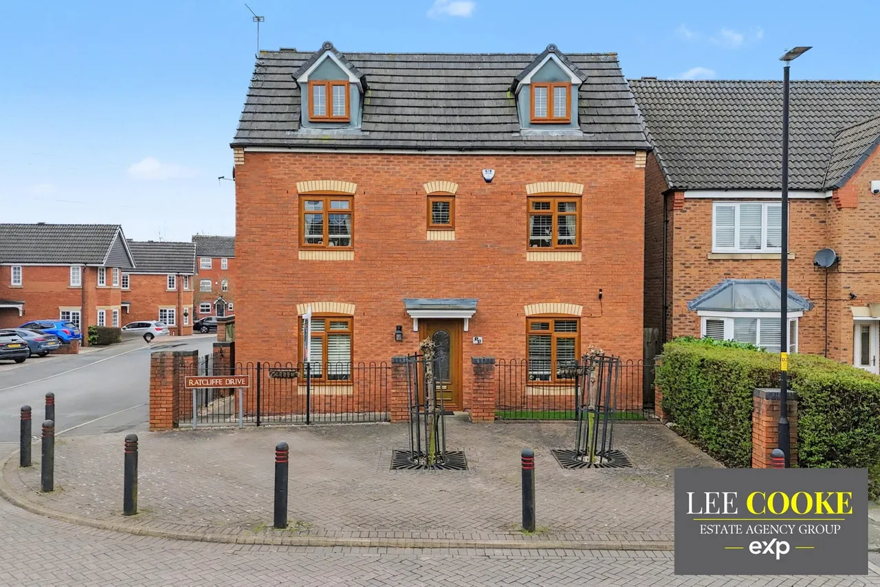 Ratcliffe Drive, Willenhall, Wolverhampton, WV13 2JU, photo 3