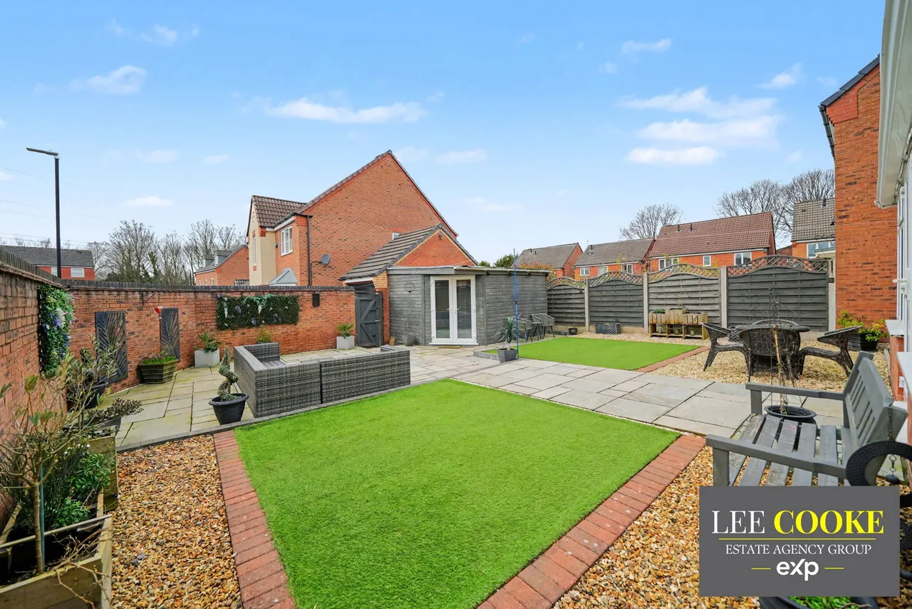 Ratcliffe Drive, Willenhall, Wolverhampton, WV13 2JU, photo 5