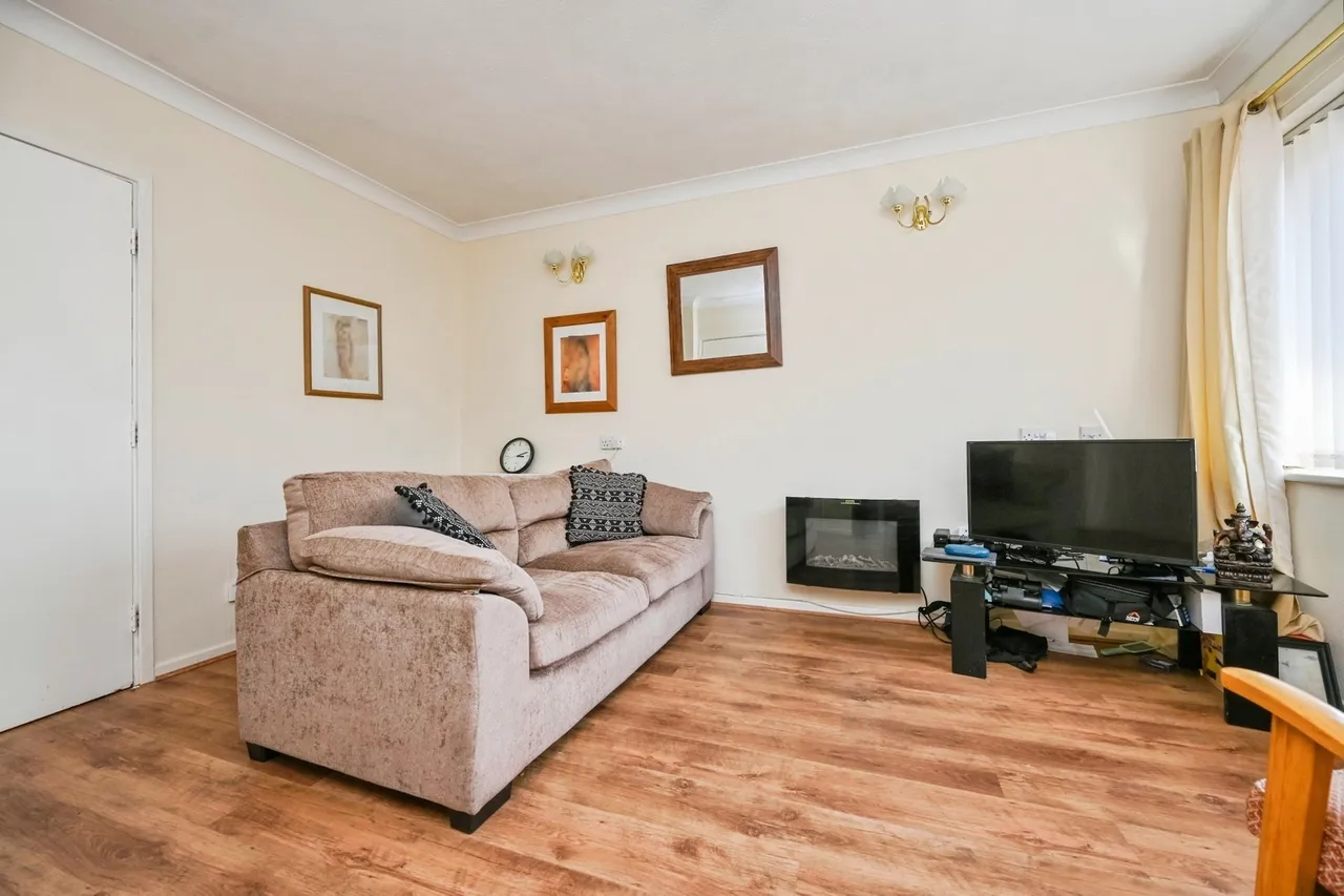 Nicholas Road, Liverpool, L23, photo 4