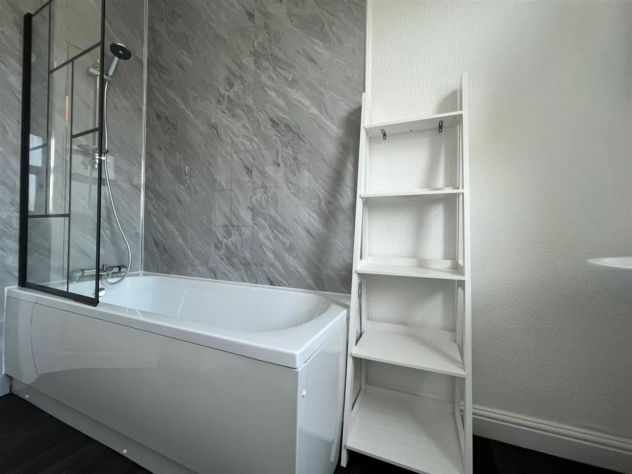 St. Saviours Road, Stockport, SK2, photo 6