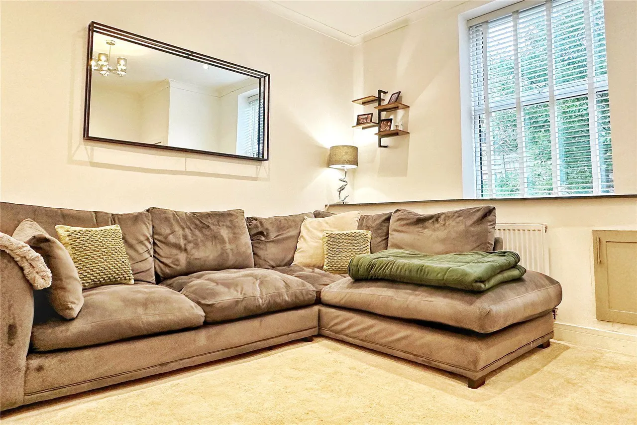 New Street, Stalybridge, SK15, photo 9