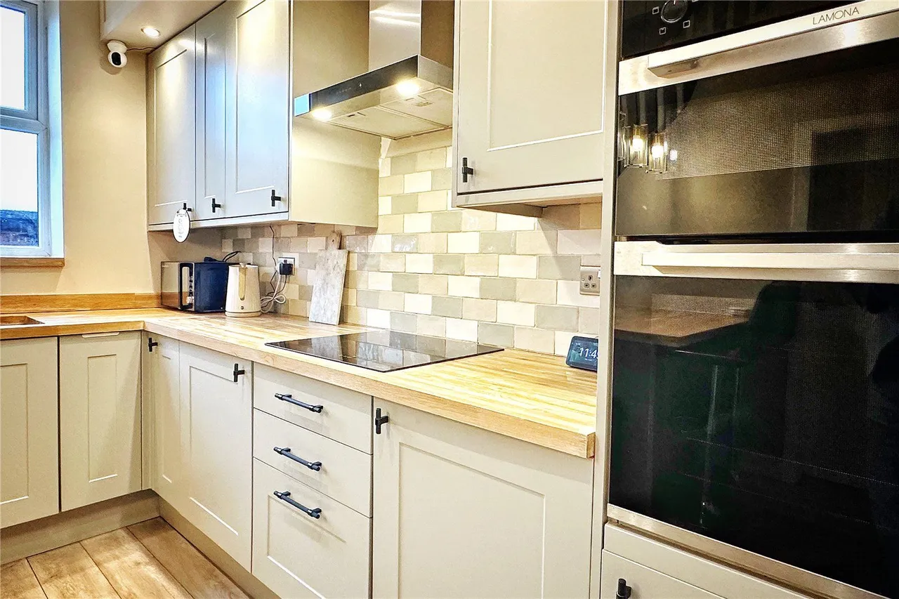 New Street, Stalybridge, SK15, photo 6
