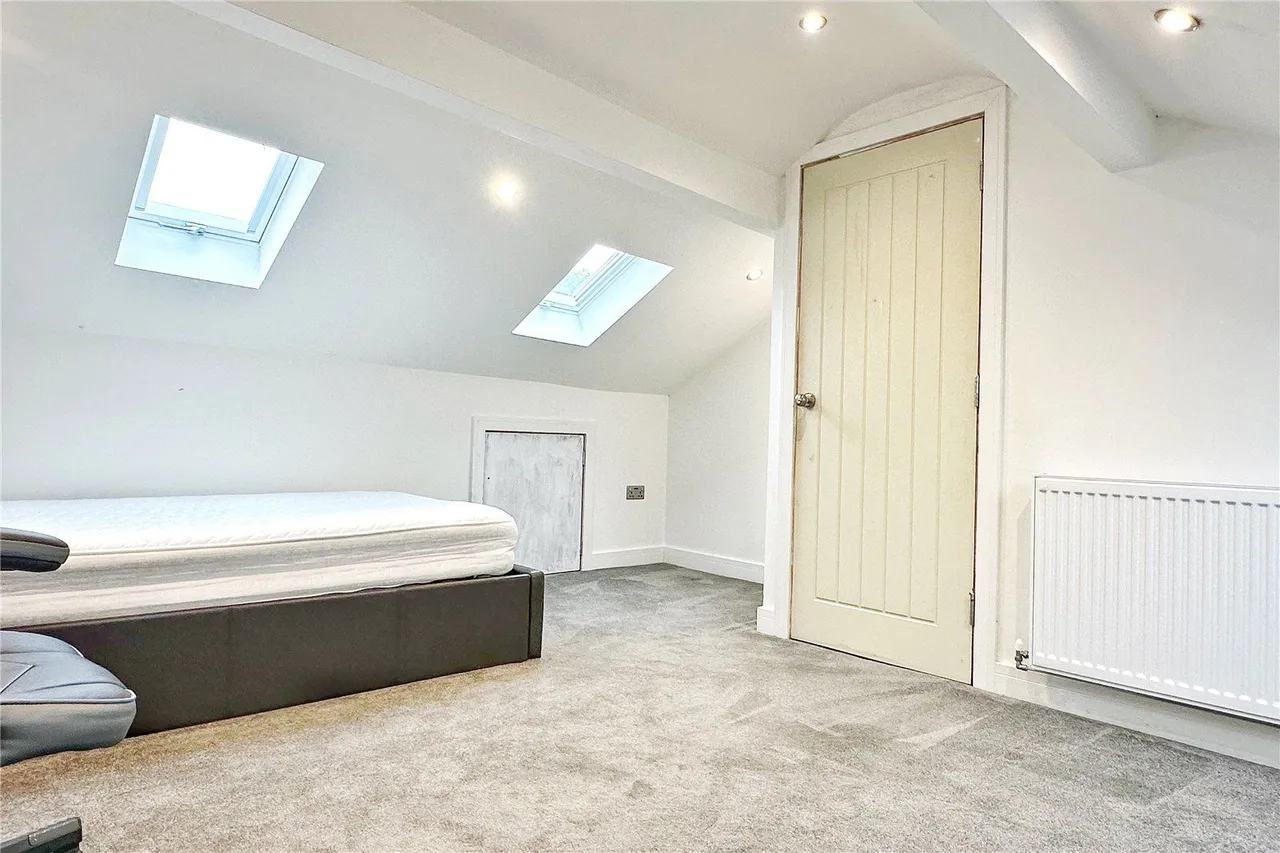 New Street, Stalybridge, SK15, photo 20
