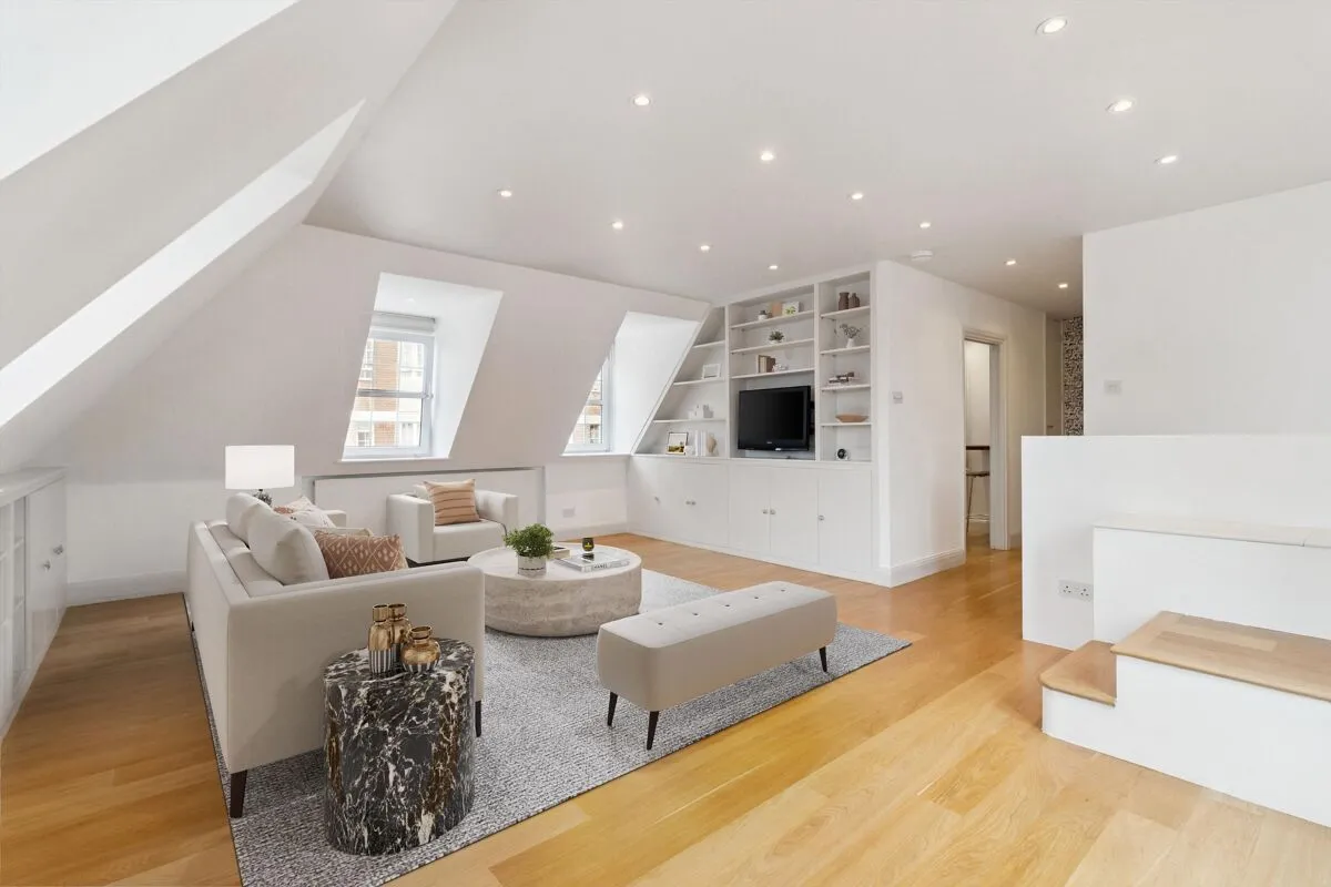 3 bed flat to rent, Elystan Street, London, SW3