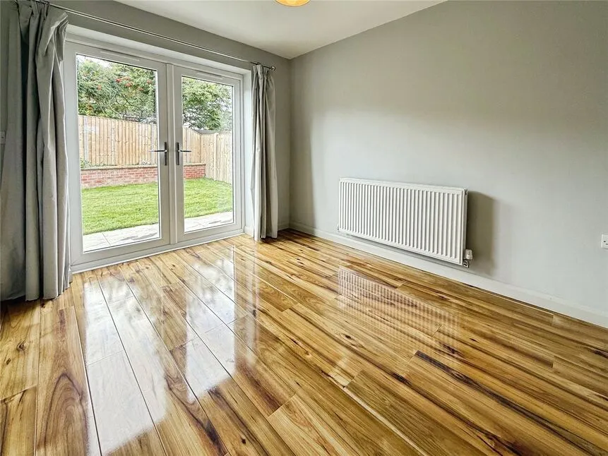Beverley Grove, North Hykeham, Lincolnshire, LN6, photo 11