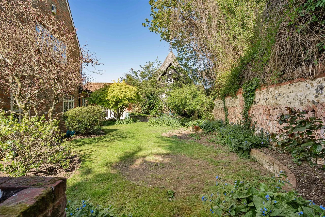 Moor End, Great Sampford, CB10, photo 23