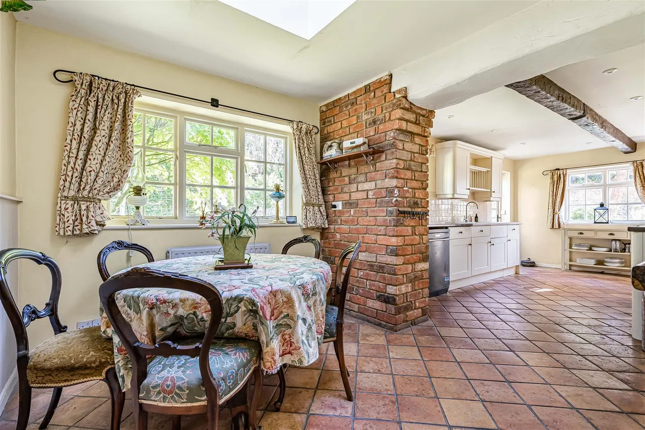 Moor End, Great Sampford, CB10, photo 8