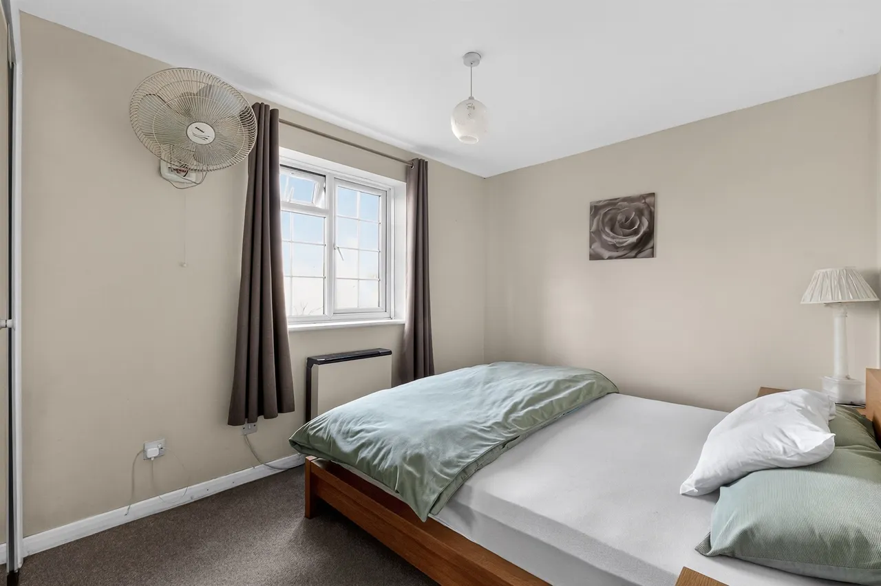 Wilkins Close, Mitcham, CR4, photo 14