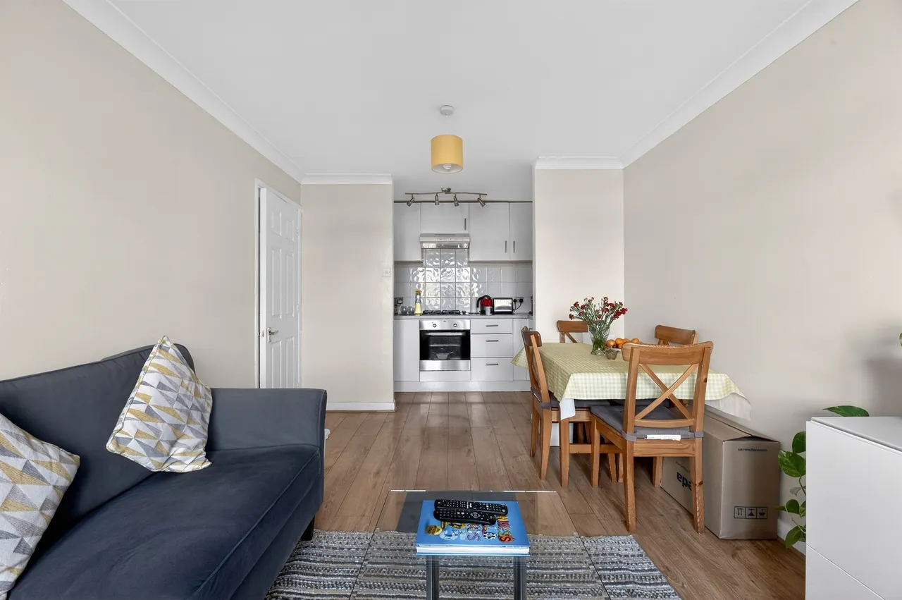 Wilkins Close, Mitcham, CR4, photo 8