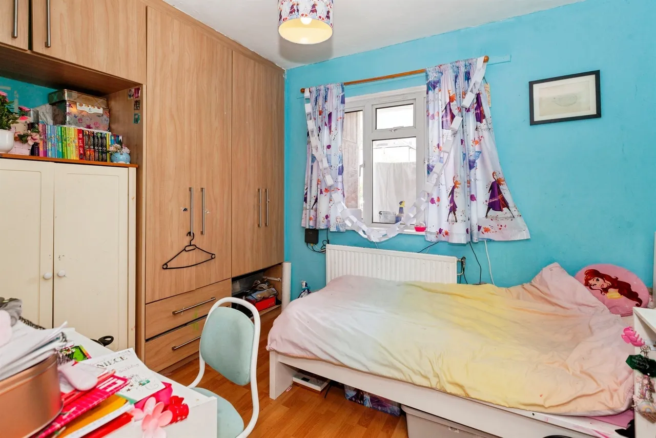 Darrell Close, Slough, photo 5
