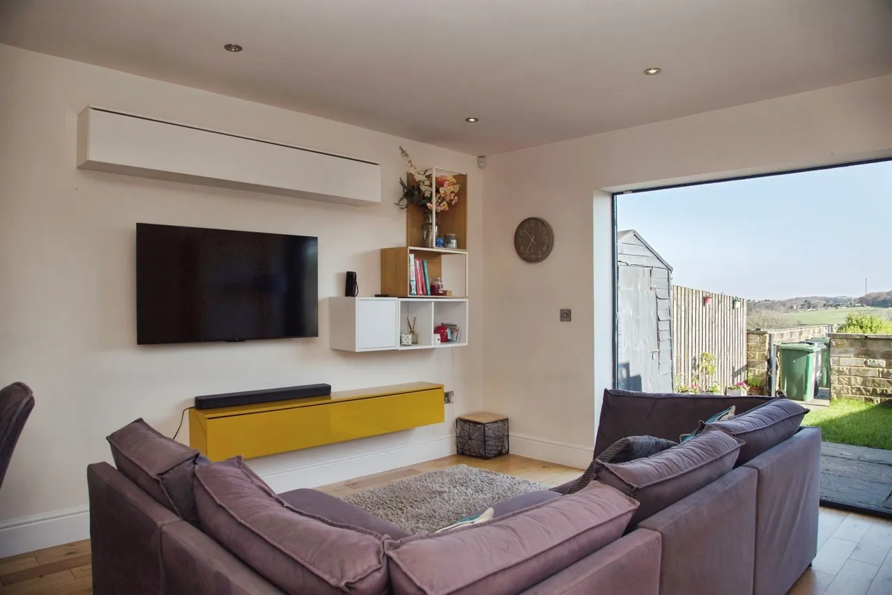 St. Georges Road, Scholes, HD9, photo 8