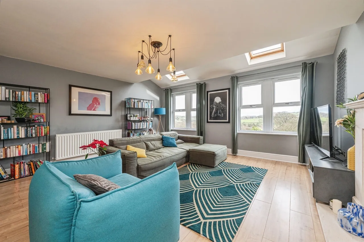 St. Georges Road, Scholes, HD9, photo 2
